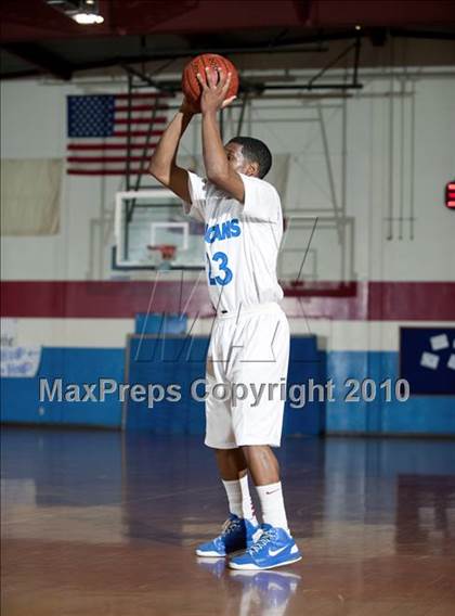 Thumbnail 2 in Lutheran vs. View Park (CIF SoCal D5 Playoffs) photogallery.