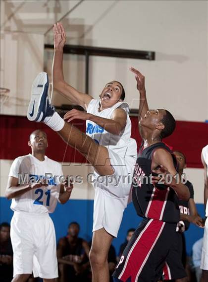 Thumbnail 2 in Lutheran vs. View Park (CIF SoCal D5 Playoffs) photogallery.