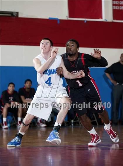 Thumbnail 2 in Lutheran vs. View Park (CIF SoCal D5 Playoffs) photogallery.