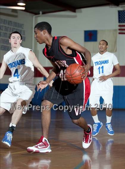 Thumbnail 1 in Lutheran vs. View Park (CIF SoCal D5 Playoffs) photogallery.