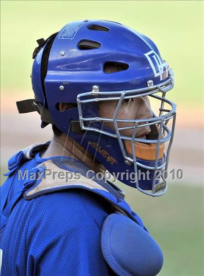 Thumbnail 2 in Dana Hills vs. El Dorado (CIF SS D1 Playoffs) photogallery.