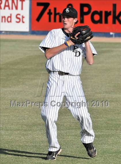 Thumbnail 2 in Dana Hills vs. El Dorado (CIF SS D1 Playoffs) photogallery.