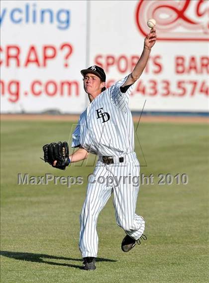 Thumbnail 3 in Dana Hills vs. El Dorado (CIF SS D1 Playoffs) photogallery.