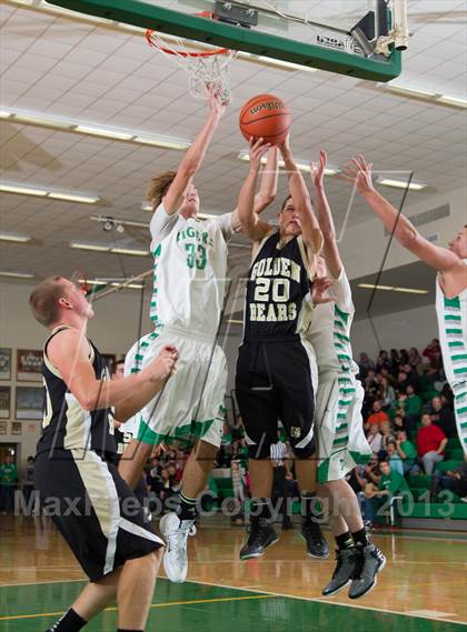 Thumbnail 3 in Triton Central vs. Shelbyville photogallery.