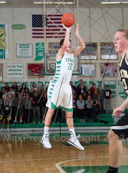 Thumbnail 1 in Triton Central vs. Shelbyville photogallery.