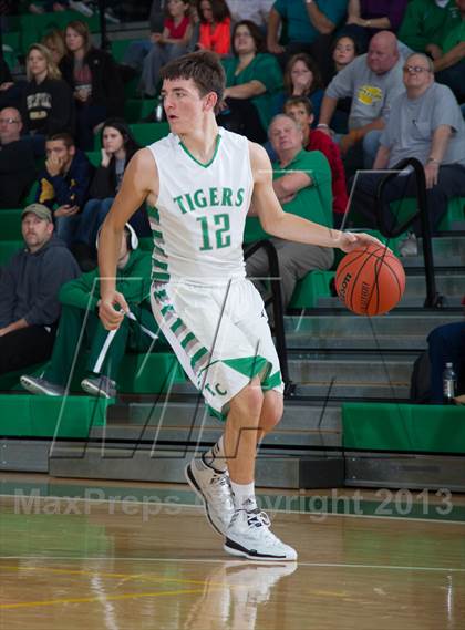 Thumbnail 1 in Triton Central vs. Shelbyville photogallery.
