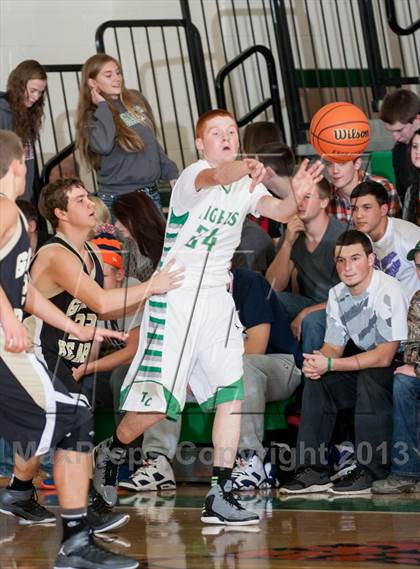 Thumbnail 3 in Triton Central vs. Shelbyville photogallery.