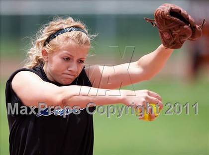 Thumbnail 2 in Western Christian vs San Clemente (Whittier Christian Tournament) photogallery.