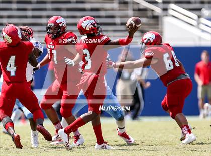 Thumbnail 1 in Horn vs. Skyline (Cotton Bowl Prep Showcase) photogallery.