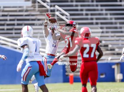 Thumbnail 2 in Horn vs. Skyline (Cotton Bowl Prep Showcase) photogallery.