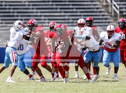 Thumbnail 1 in Horn vs. Skyline (Cotton Bowl Prep Showcase) photogallery.