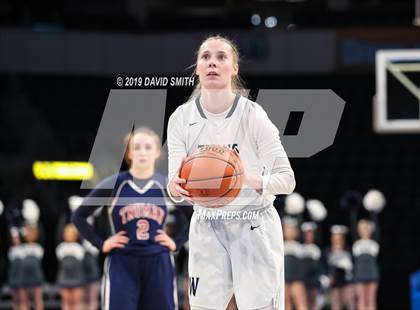 Thumbnail 3 in Lee's Summit West vs. Truman (MSHSAA Class 5 Sectional) photogallery.