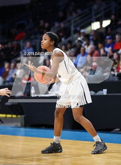 Thumbnail 2 in Lee's Summit West vs. Truman (MSHSAA Class 5 Sectional) photogallery.