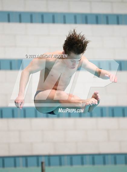 Thumbnail 2 in NCHSAA 3A State Diving Championships photogallery.