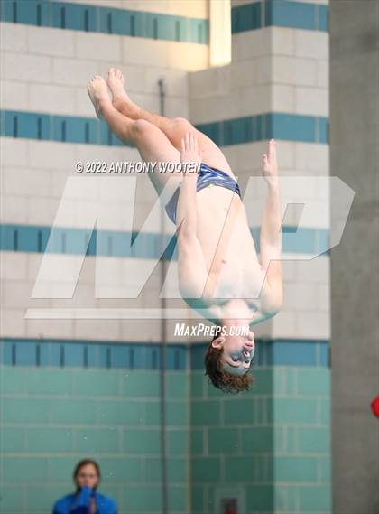 Thumbnail 1 in NCHSAA 3A State Diving Championships photogallery.