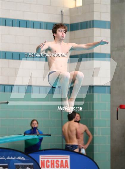 Thumbnail 3 in NCHSAA 3A State Diving Championships photogallery.