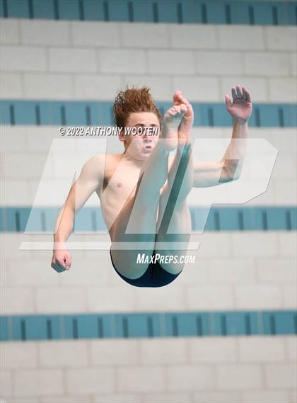 Thumbnail 1 in NCHSAA 3A State Diving Championships photogallery.