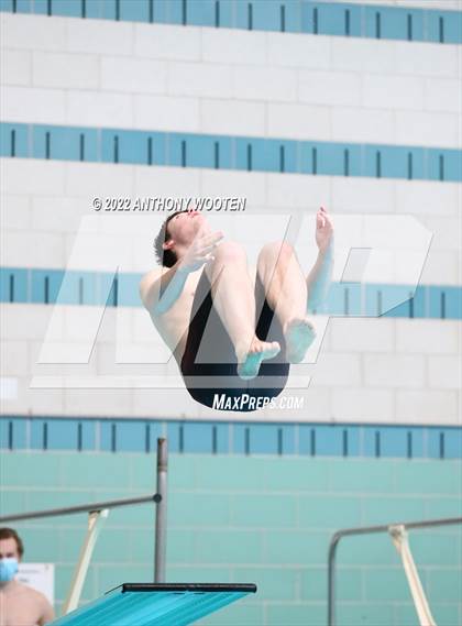 Thumbnail 3 in NCHSAA 3A State Diving Championships photogallery.