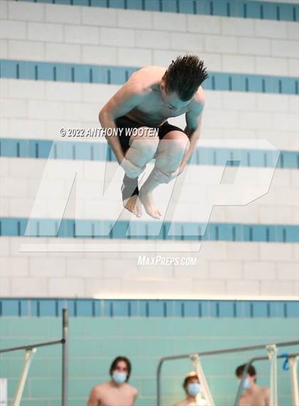 Thumbnail 1 in NCHSAA 3A State Diving Championships photogallery.