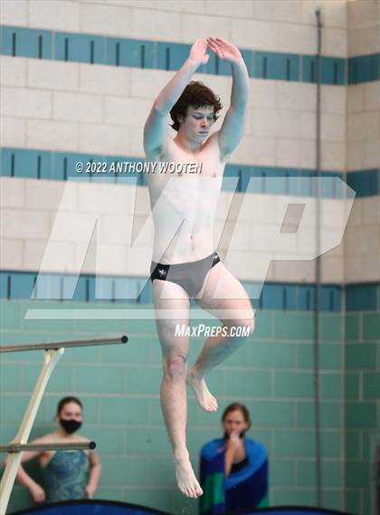 Thumbnail 1 in NCHSAA 3A State Diving Championships photogallery.