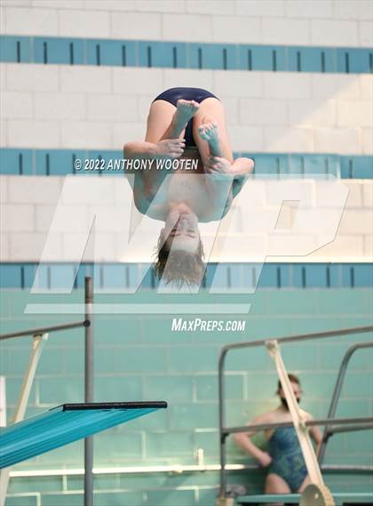 Thumbnail 2 in NCHSAA 3A State Diving Championships photogallery.