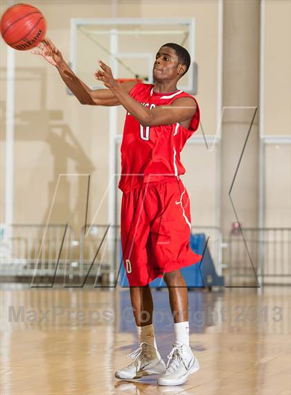 Thumbnail 3 in Mainland Regional vs Penns Grove (Wildwood Boardwalk Classic) photogallery.