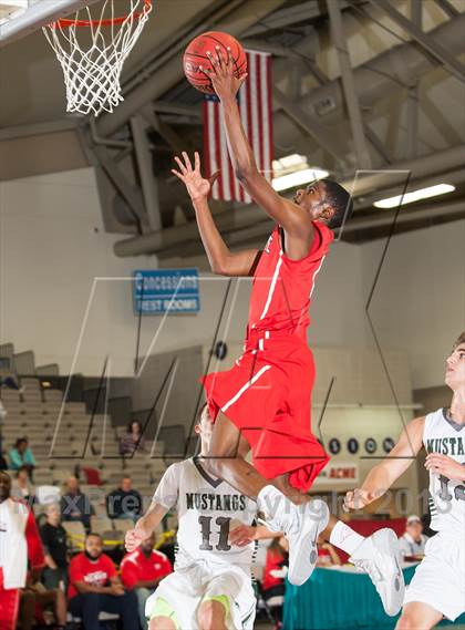 Thumbnail 1 in Mainland Regional vs Penns Grove (Wildwood Boardwalk Classic) photogallery.