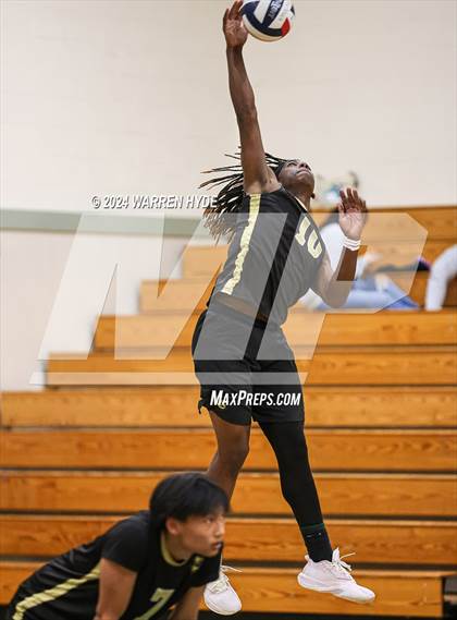 Thumbnail 3 in River City @ Monterey Trail photogallery.