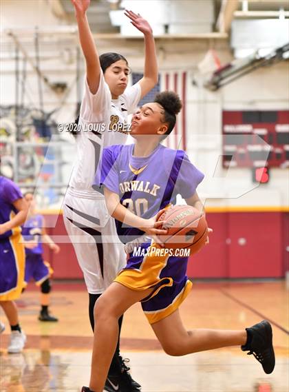 Thumbnail 3 in FR: Norwalk @ West Covina photogallery.