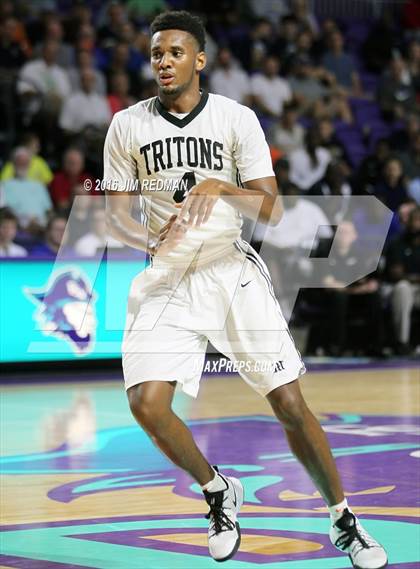 Thumbnail 2 in IMG Academy vs. Mariner (City of Palms Classic) photogallery.
