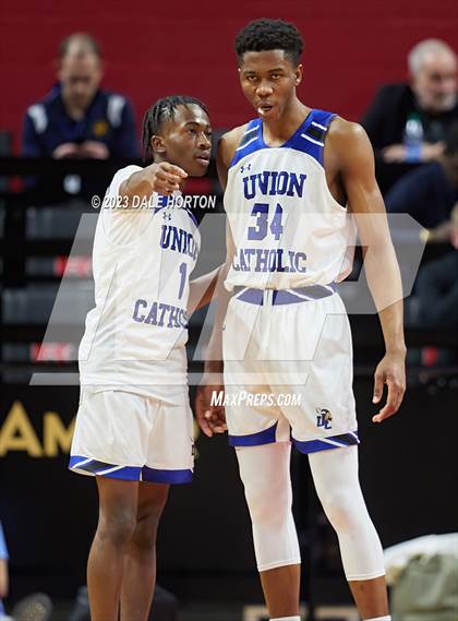 Thumbnail 2 in St. Peter's Prep vs. Union Catholic photogallery.