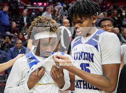 Thumbnail 2 in St. Peter's Prep vs. Union Catholic photogallery.