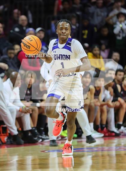 Thumbnail 3 in St. Peter's Prep vs. Union Catholic photogallery.