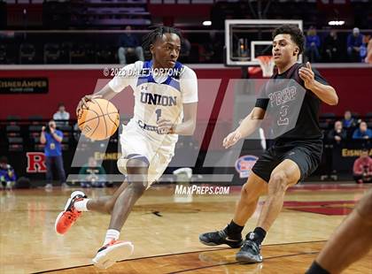 Thumbnail 3 in St. Peter's Prep vs. Union Catholic photogallery.