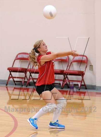 Thumbnail 2 in Valley Christian @ Victory Christian photogallery.