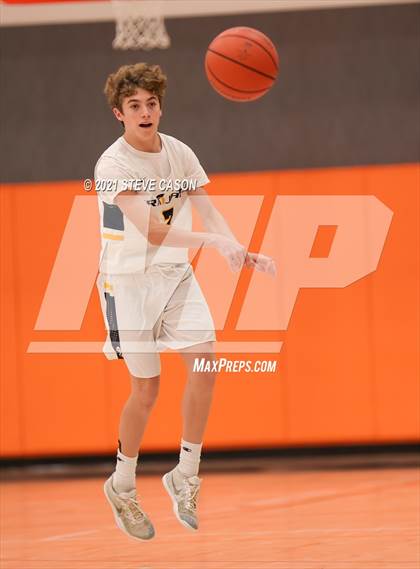 Thumbnail 2 in River City vs Oak Ridge (Tiger Classic) photogallery.