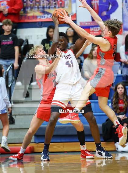 Thumbnail 1 in Huntington North @ Kokomo photogallery.