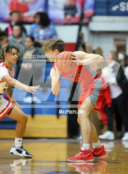 Thumbnail 2 in Huntington North @ Kokomo photogallery.