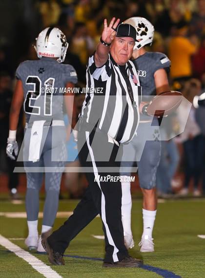 Thumbnail 3 in Calabasas vs Valencia  photogallery.