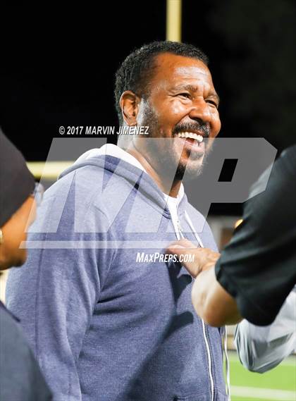 Thumbnail 3 in Calabasas vs Valencia  photogallery.