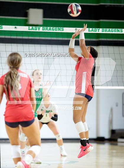 Thumbnail 2 in Northwest vs Southlake Carroll photogallery.