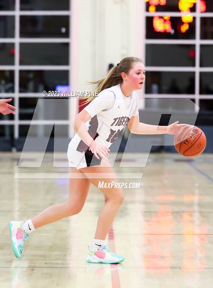 Thumbnail 3 in Middletown @ Kingston (Section 9 Class AA Quarterfinal) photogallery.