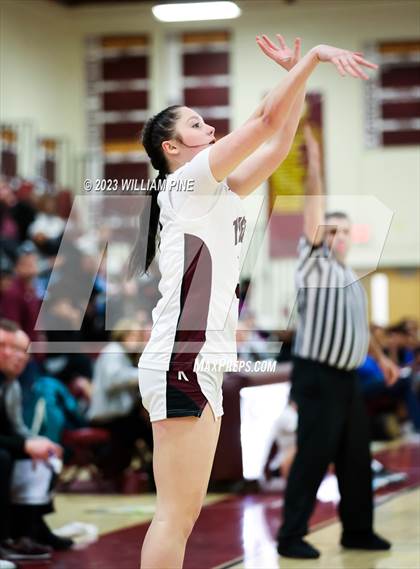 Thumbnail 2 in Middletown @ Kingston (Section 9 Class AA Quarterfinal) photogallery.
