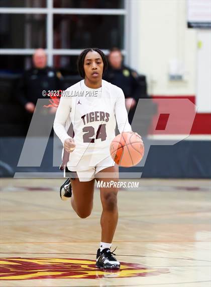 Thumbnail 3 in Middletown @ Kingston (Section 9 Class AA Quarterfinal) photogallery.