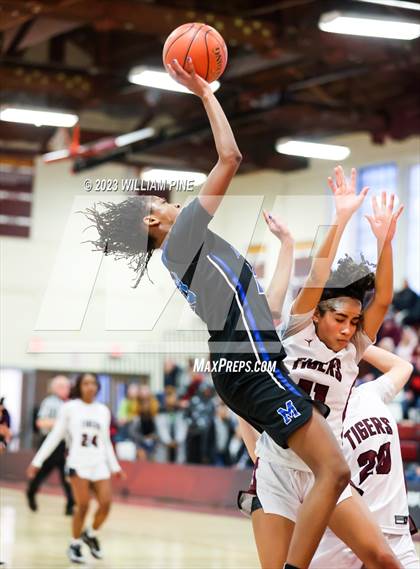 Thumbnail 3 in Middletown @ Kingston (Section 9 Class AA Quarterfinal) photogallery.