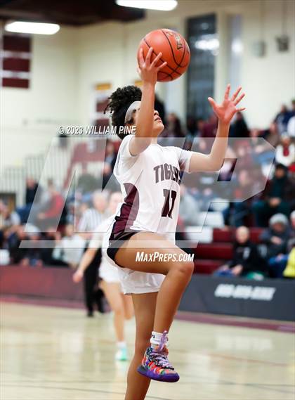 Thumbnail 3 in Middletown @ Kingston (Section 9 Class AA Quarterfinal) photogallery.