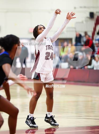 Thumbnail 1 in Middletown @ Kingston (Section 9 Class AA Quarterfinal) photogallery.