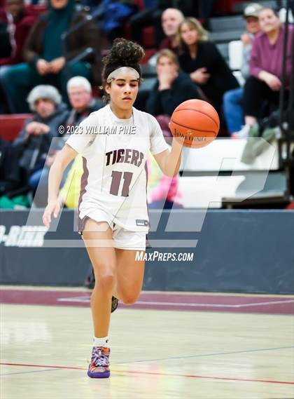 Thumbnail 1 in Middletown @ Kingston (Section 9 Class AA Quarterfinal) photogallery.