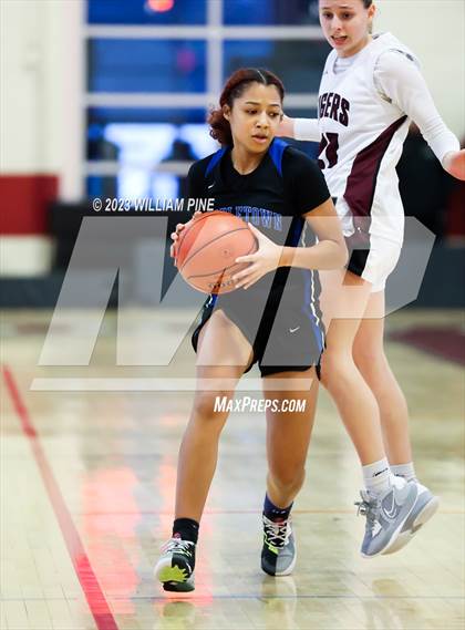 Thumbnail 1 in Middletown @ Kingston (Section 9 Class AA Quarterfinal) photogallery.
