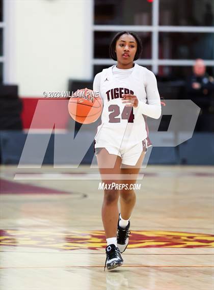 Thumbnail 1 in Middletown @ Kingston (Section 9 Class AA Quarterfinal) photogallery.